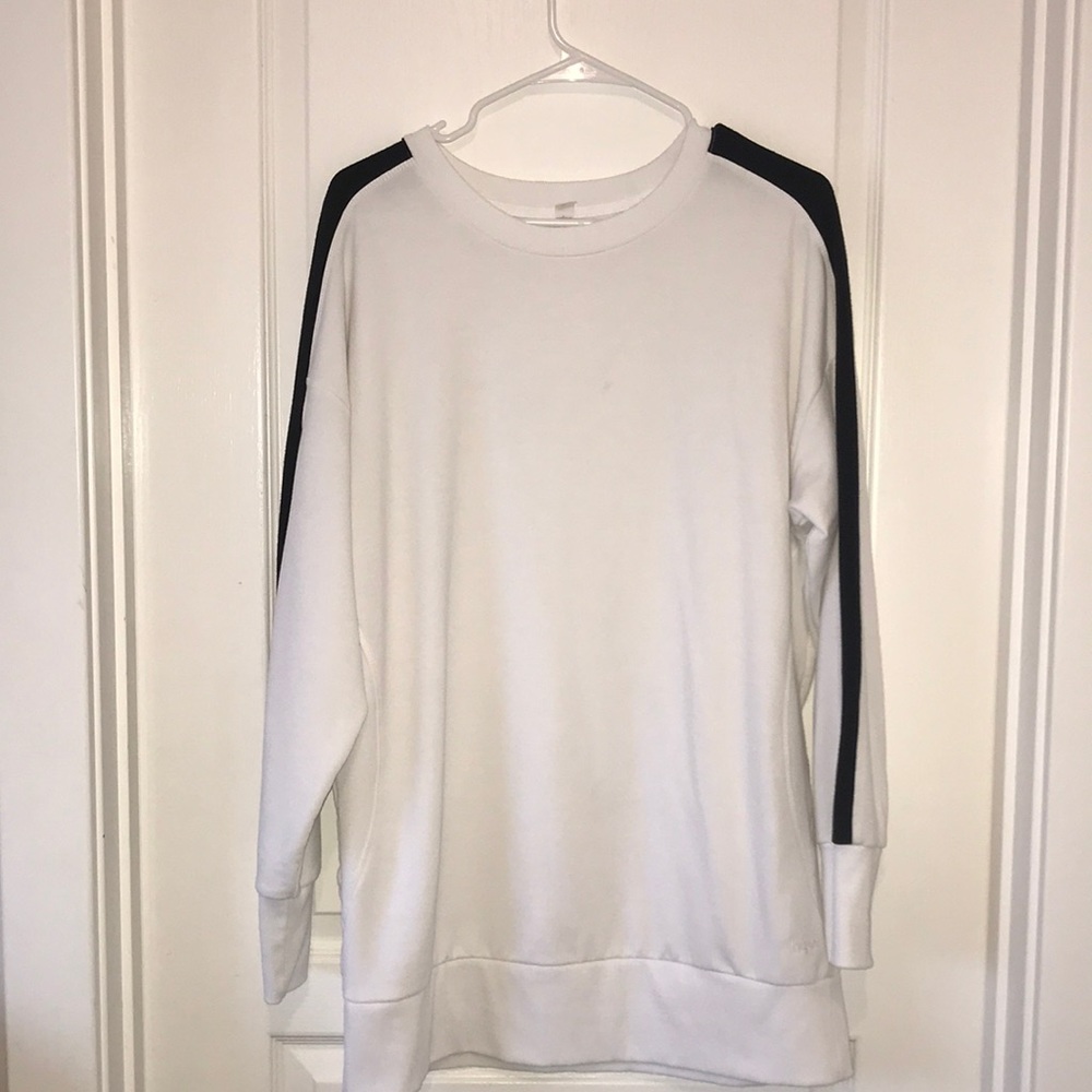 Hyba Long Sleeve Sweatshirt
